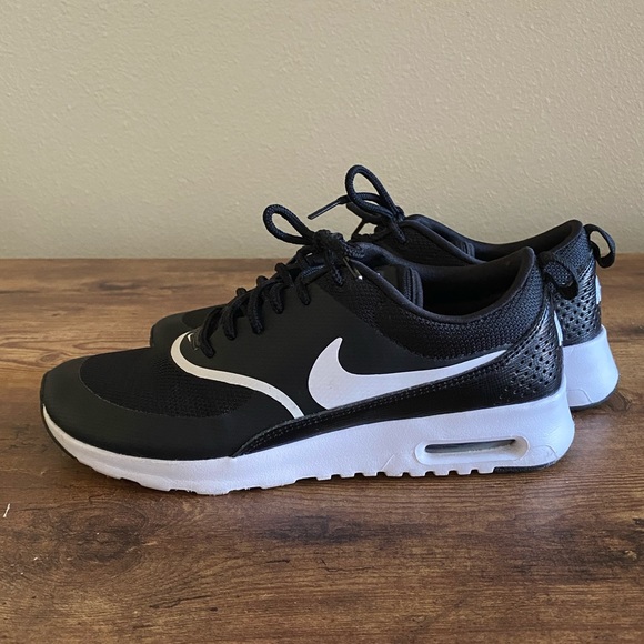NIKE Air Max Thea - Picture 4 of 9